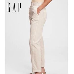 GAP Washwell Petite Light Beige Paper Bag High Waist Pants Size Petite 2